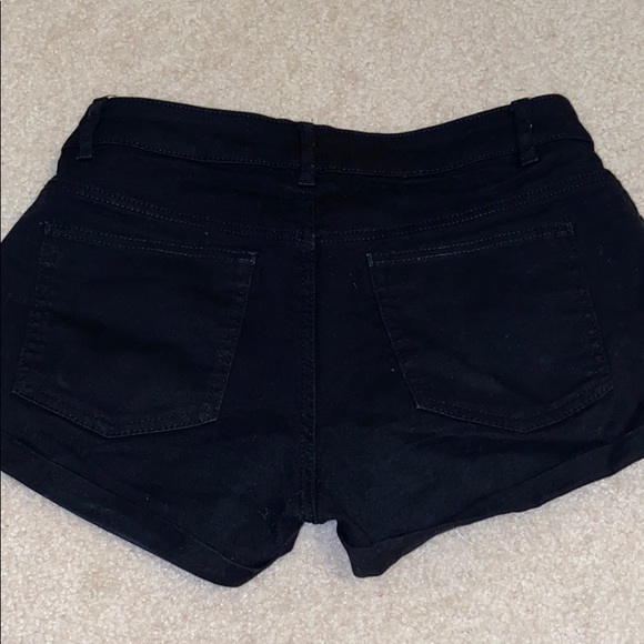 H&M black jean shorts - Picture 2 of 2